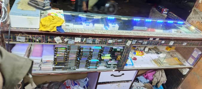 front glass clerk All ok