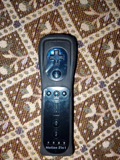 Wii remote + nunchuk