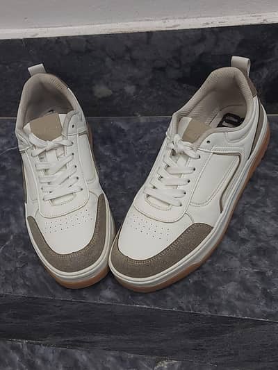 White Sneakers | Outfitters Sneakers | Branded Shoes