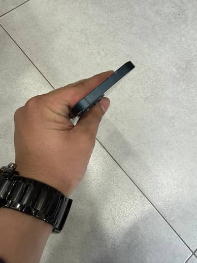 iPhone 13 Jv non pta