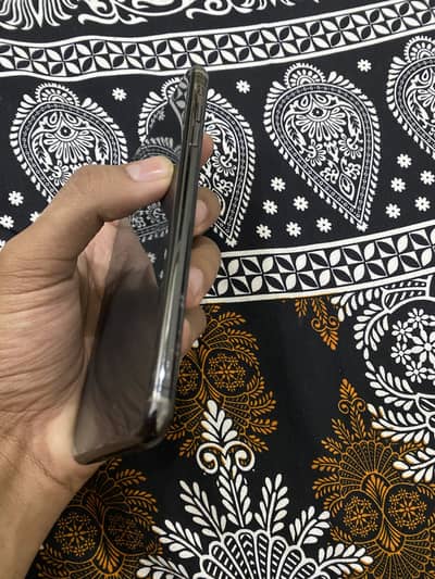 i phone xs max factory unlock 10/9