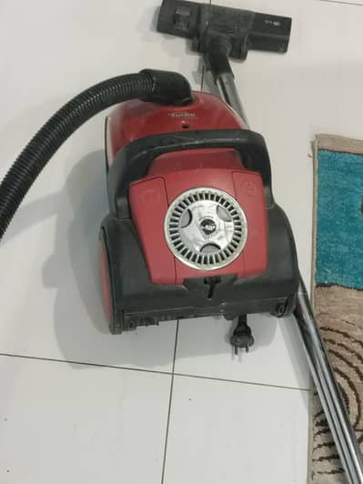 LG vacume cleaner in good and resonable price