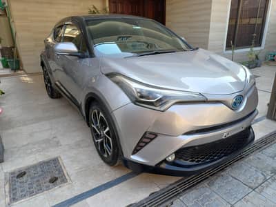 2017 Toyota C-HR G-LED Hybrid 1.8