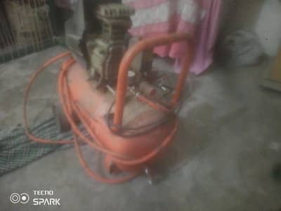 Air compressor good working and good condition for sale