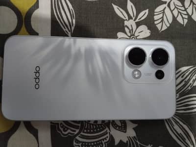 Oppo Reno 13 5G in Warranty Condition 9by10 White pearl