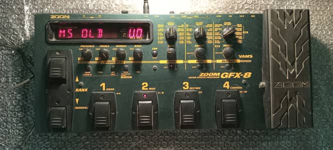 Guitar Multi-Effects Processor Metal Chassis Zoom GFX-8
