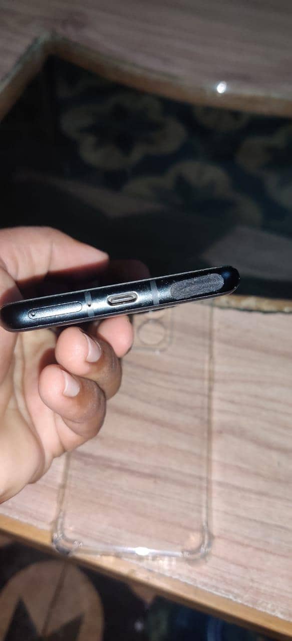 8 128 single sim ha 2
