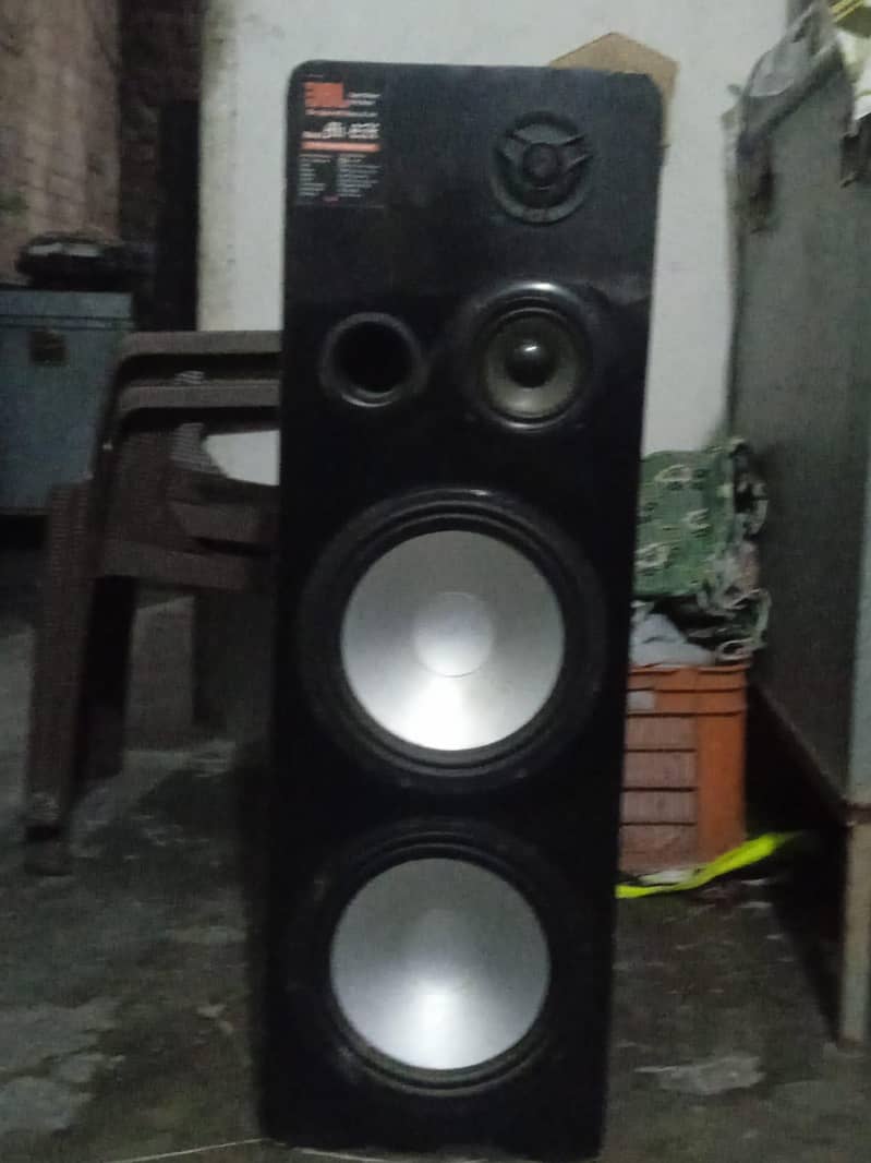 speakers 0