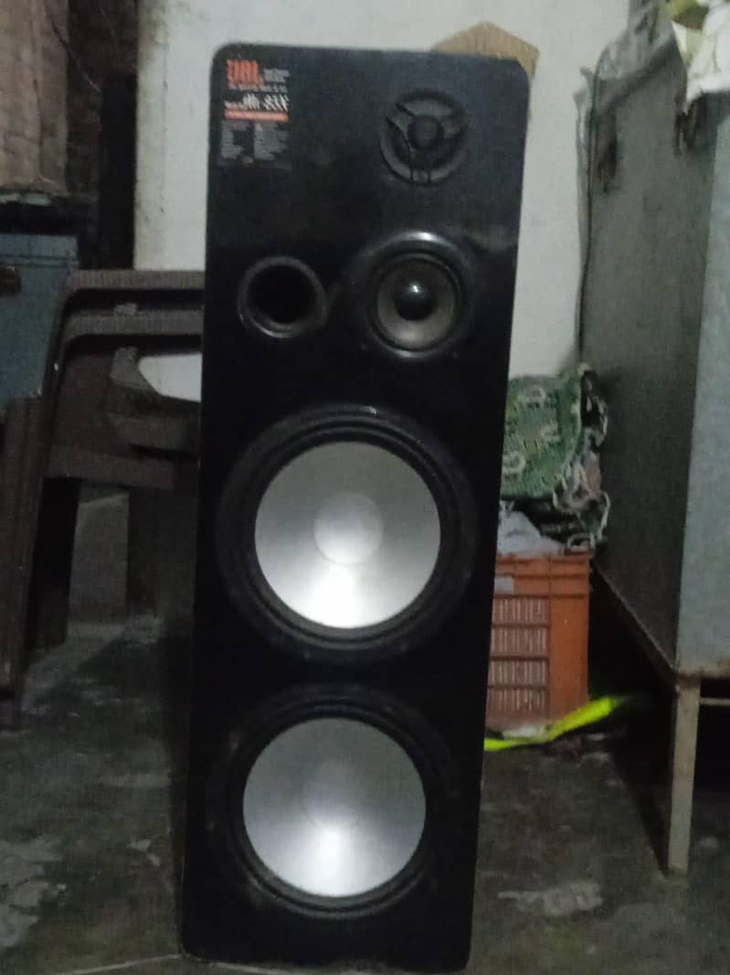 speakers 1