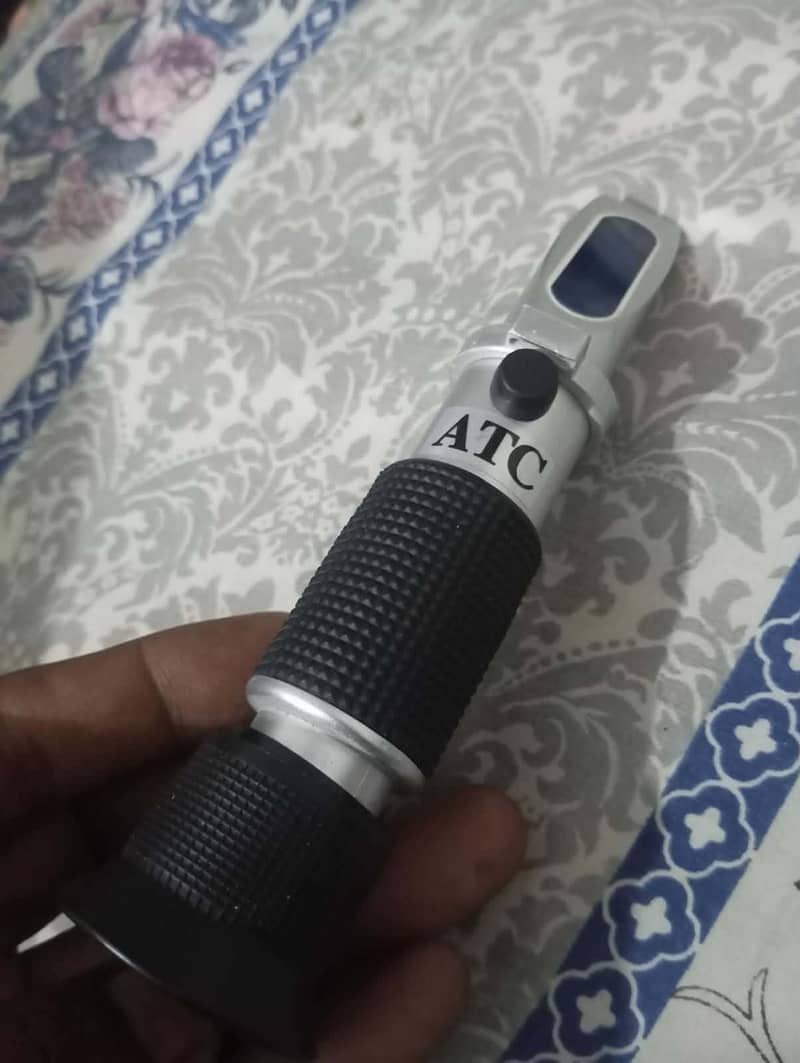 handheld refrectrometer 1