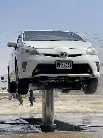 Toyota Prius 2013 registration 2017  0.3. 1.4. 7.5. 1.9. 9.7. 6.