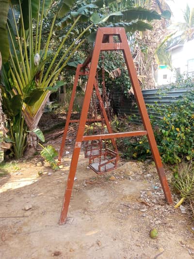 Jhoola Swing two seater with chain