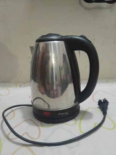 Electric tea kettle