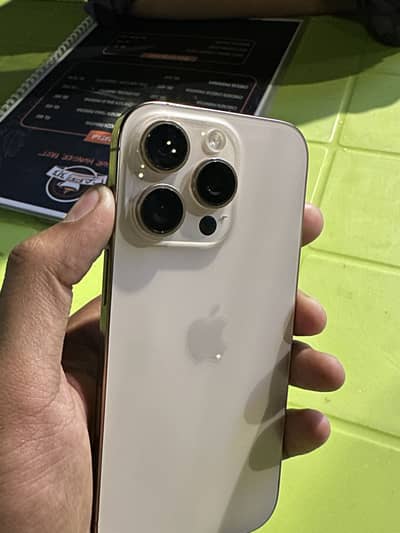 Iphone 16 Pro Jv 128 GB Desert Titanium Gold