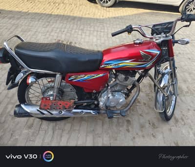 Honda 125 2018 in good condition