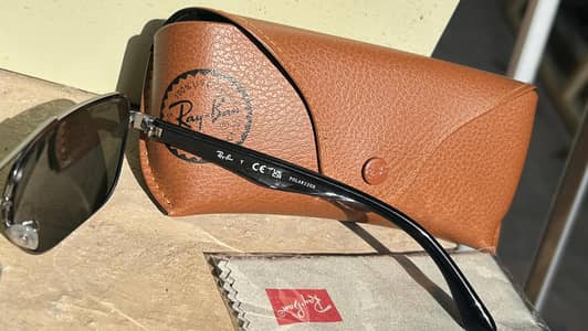 Original Ray-Ban Sunglasses – Brand New Condition