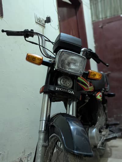 FIT START HAIN SUPER STAR NAHIN HAIN ALL OK CONDITION