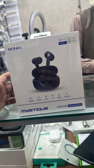 Ronin nox vox all new earbuds or headphones