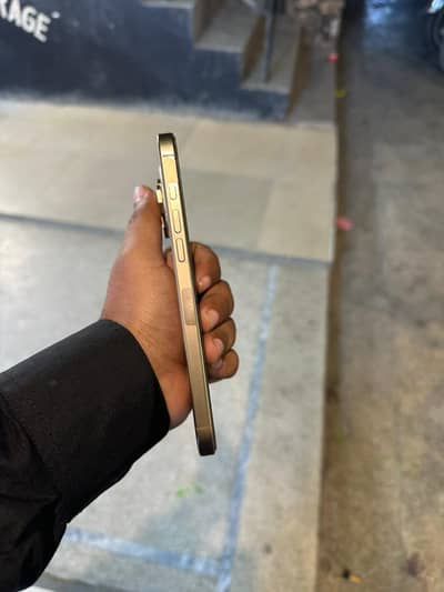 iphone 16pro max 0320"""5""666"32"0