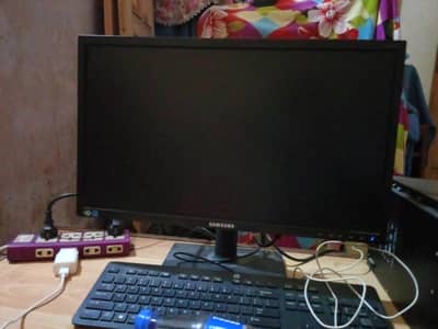 21 inch Samsung LCD 60fps best for PC