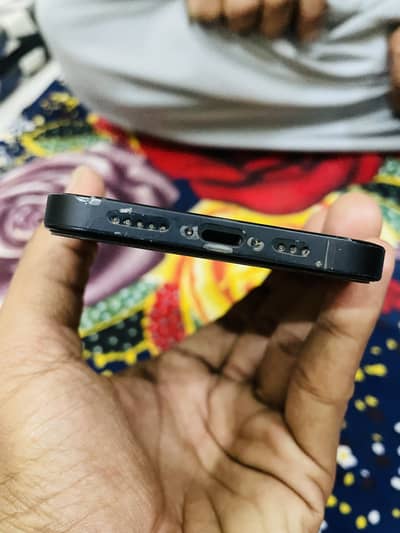 IPhone 12 official PTA approved