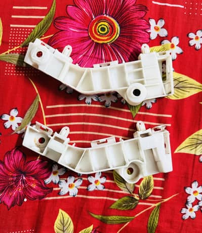 Bumper bracket, bumper patti