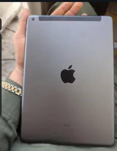 I pad 8th generation 32gb PUBG lover 60fps hdr condition 10by10