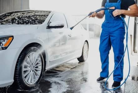car wash karvayen Ghar baithe professional staff call 03215538355