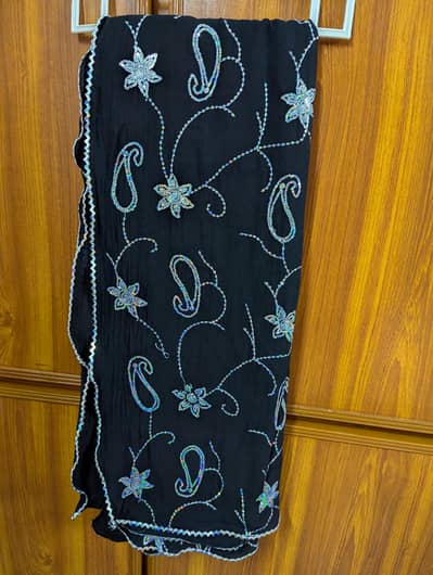 Girls shawl/chaadar lilen jet black