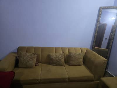 5 golden colour and shape condition that pattern