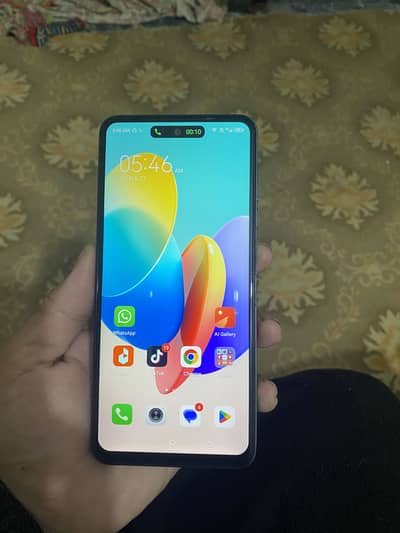 Tecno spark go 2024 4+2/64GB 10/10 condition PTA officel Approved Add