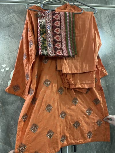 Bonanza satrangi 3 piece branded lawn suit like new