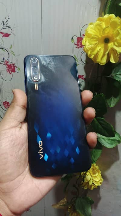 Vivo s1