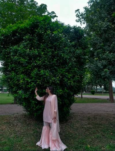 3 piece stitched dress used(once) duppata shirt sharara