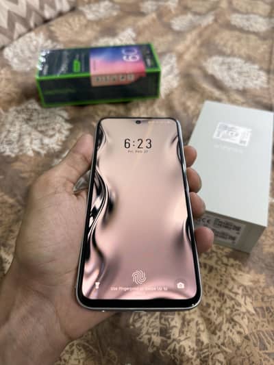 Infinix Hot 60 pro 128GB - 10/10 Condition with Box all Accessories