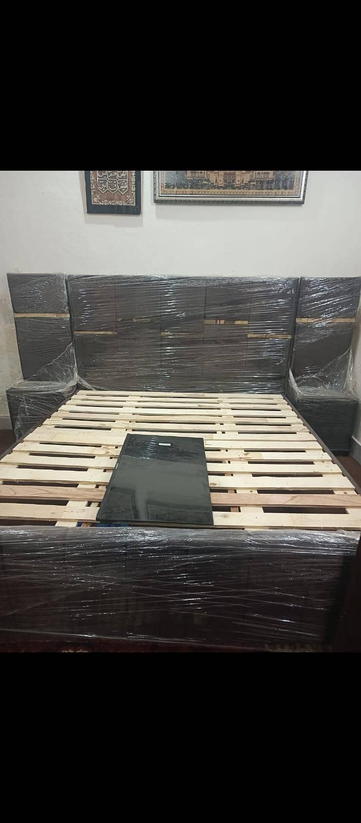 bed table dressing 1