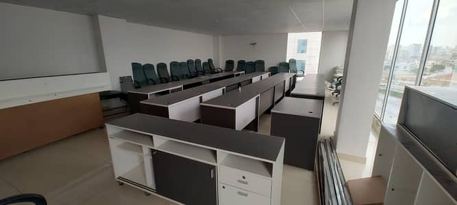 Good condition office chairs/tables for sale