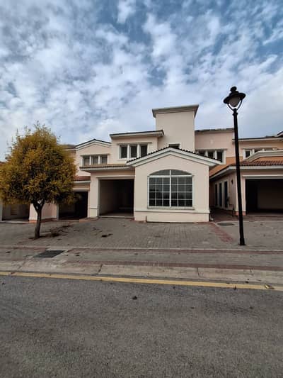 The Gold Standard With Loan: Luxury 2BR + Study Villa by Emaar | 100% Concrete Structure | DHA Phase 5.