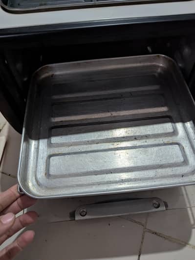 Westpoint oven Toaster with hotplate for Sale 10/10