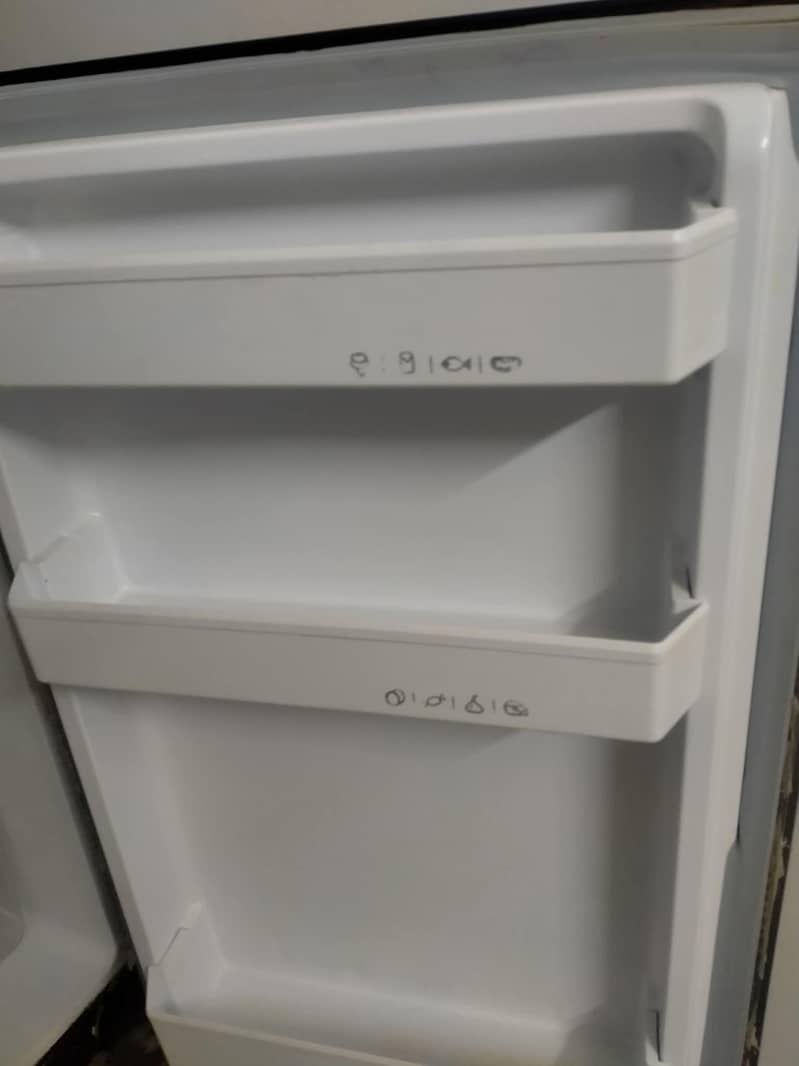 orient refrigerator 10