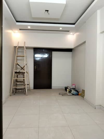 3 bed dd 1st floor lift car parking in Gulshan block 2 road facing kda lease
