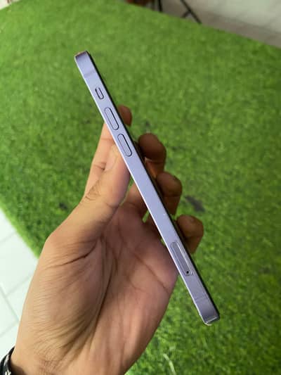 iphone 12 purple waterpack 10/10