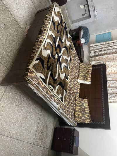 Excellent Condition Bedroom Set for Sale