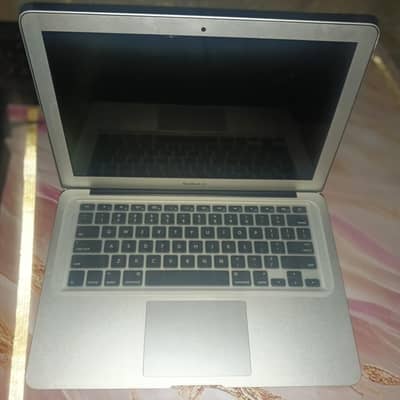 MacBook Air 2015 | Core i7 | 8GB RAM | 256GB SSD | Excellent Condition