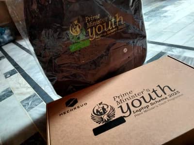 Pm Laptop (Unopened Box with Bagpack )