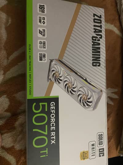 Zotac Rtx 5070ti solid OC 16gb White