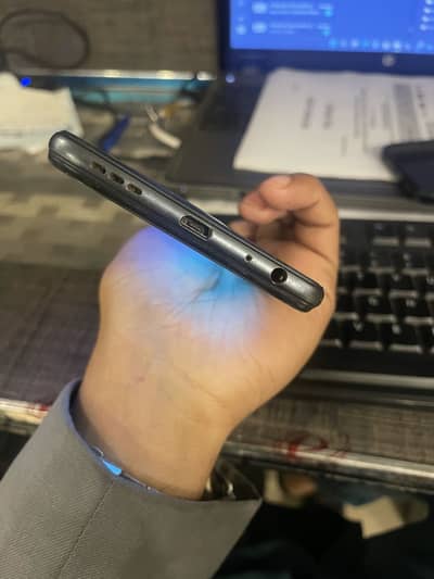 Vivo y20 4/64 pta approved