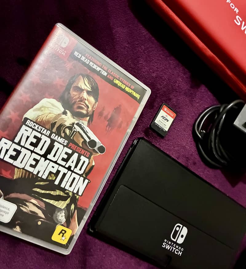 Nintendo switch OLED Bundle 6