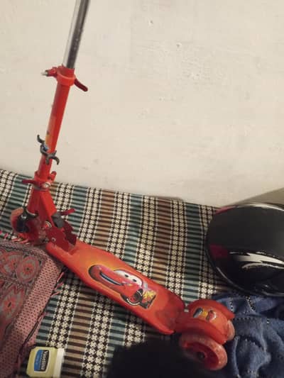Durable scooty hai with heavy material