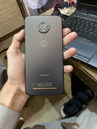 MOTO Z4.4/128